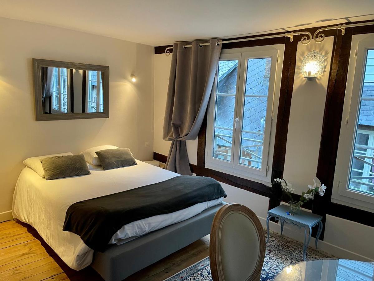 La Parenthese Du Capucin Apartamento Honfleur Exterior foto