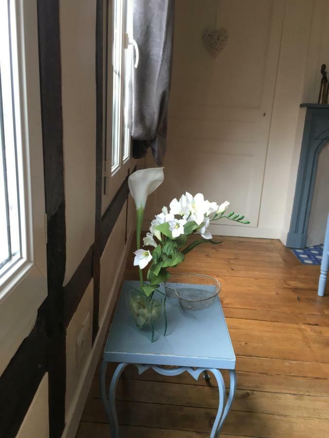 La Parenthese Du Capucin Apartamento Honfleur Exterior foto